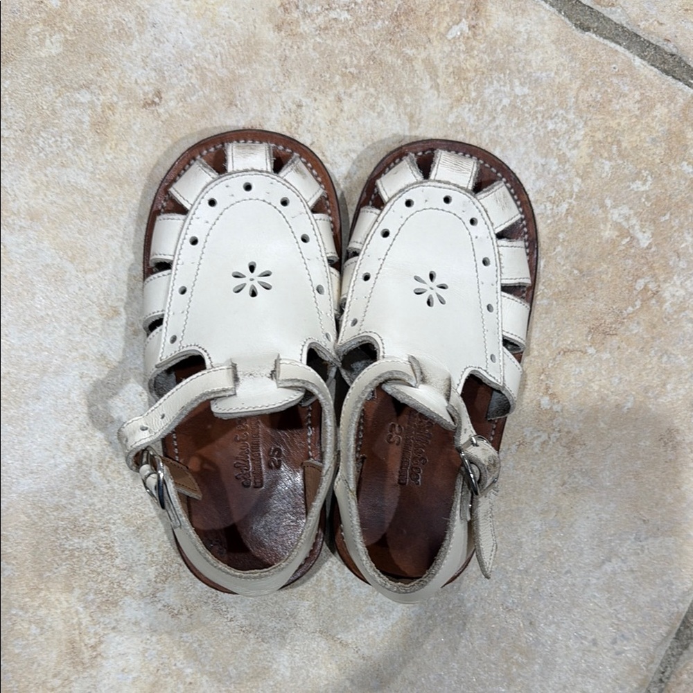 Adelisa & Co. toddler Off White Leather Fisherman Sandals